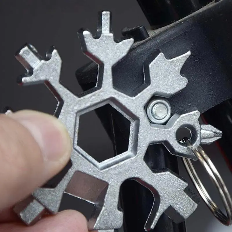 18 in 1 Snowflake Design Multi-functional Mini Wrench, Portable Snowflake Design Multi-functional Repair Tool with Keychain, Universal Hand Tool for Car Repair 5