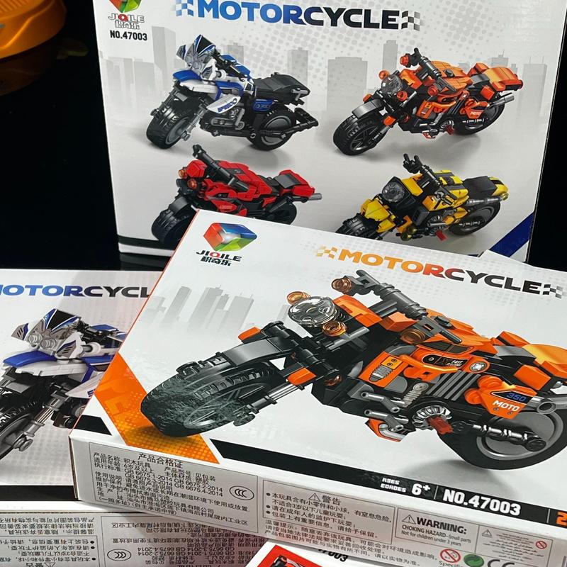 Product Introduction of Motorcycle Model Building Blocks, 4 Counts/box Assembled Motorcycle Toy Gifts, Creative Blocks Building Toy for Teens & Adults 3