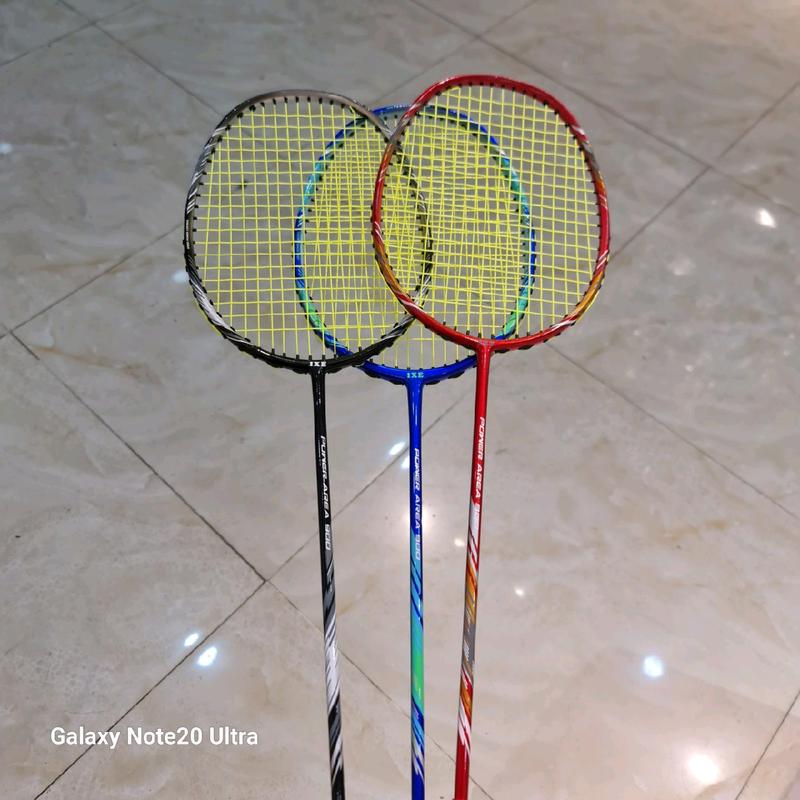 Vợt cầu lông tập điểm ngọt IXE POWER AREA 900 chính hãng,căng sẵn cước,kèm cuốn cán