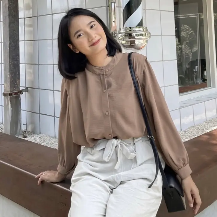 Kemeja Blouse River Oneck Airflow Bahan Crinkle Wanita 1