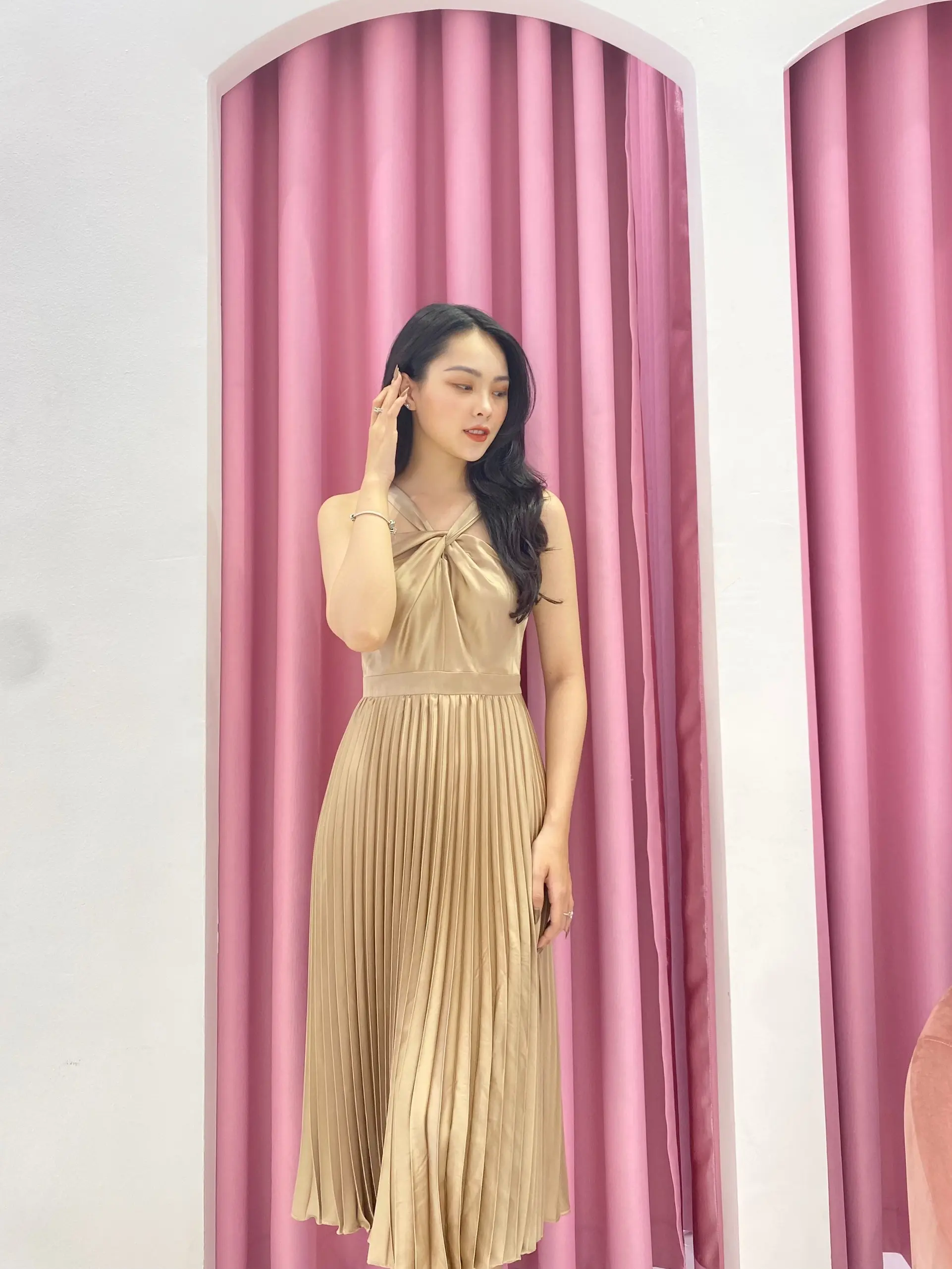 Váy Nữ DT ROSE Váy Cổ Xoắn Dress Lụa ngọc trai