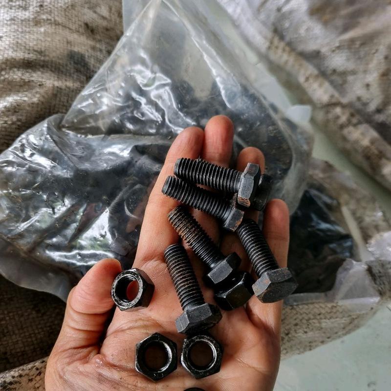 Ốc bắt dao phay máy cày dùng cle 12 0