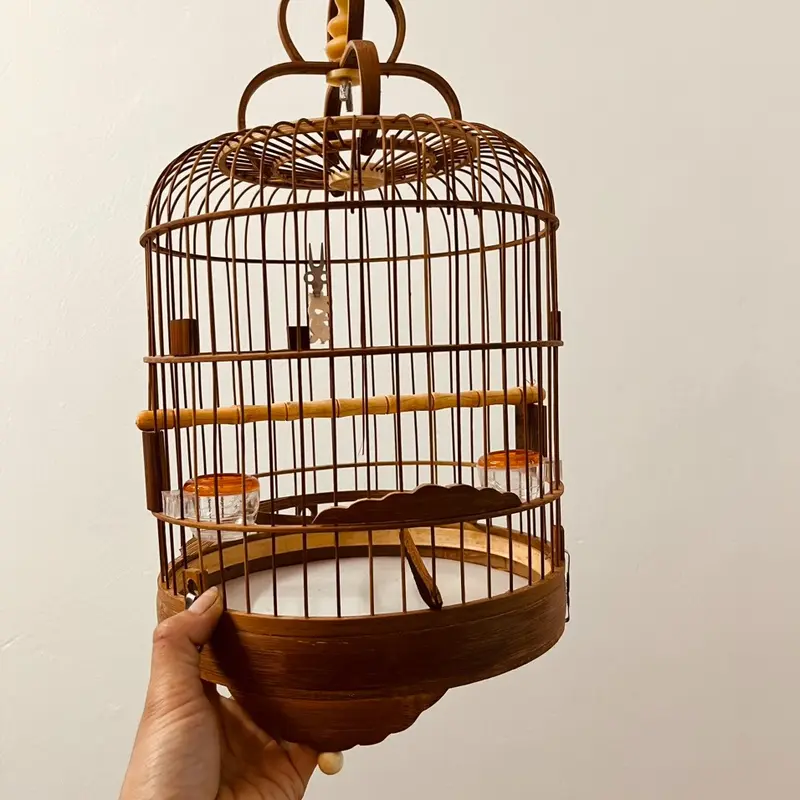 Lồng chim khuyên, hút mật- Lồng khuyên, hút mật chất liệu trúc xử lý màu cánh dán kiểu dáng lùn 0