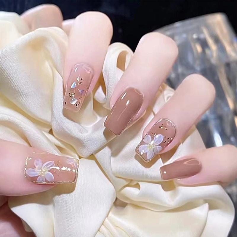 Product Introduction of 9.9 Six Boxes of Wearable Nails 2024 New Style Brightening Nail Art High-end Ins Wearable Nails Pure Desire Style Student Nail Stickers 12