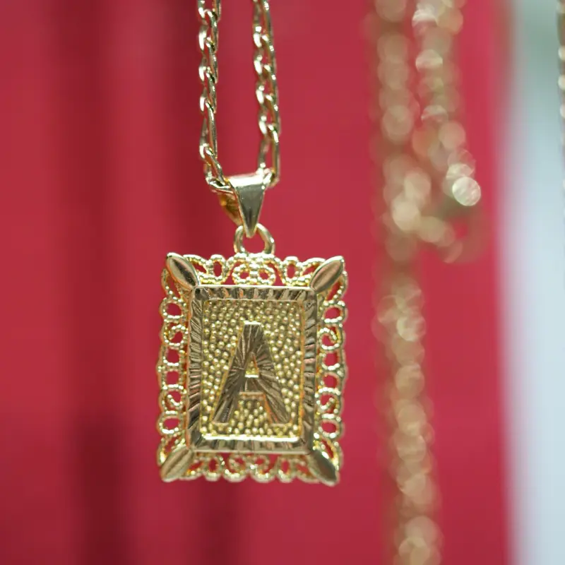 Hot Selling 14K Real Golden Plated Square Initial Pendant Necklace For Men Women, Capital Monogram Necklace Letter From A-Z With Figaro Chain -Contain Free Gift Box, Best Gift For Her/Mom/Girlfriend On Birthday/mother'S Day