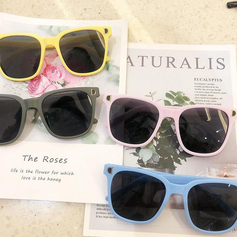 Product Introduction of Children's Sunglasses Polarized Kids Aviator Sunglasses for Girls Boys Classic Juniors Glasses UV400 Protection Lens Boy Baby Glasses Girl Personality UV Sunglasses Girl Fashion Boys New Trendy Sun Glasses 2