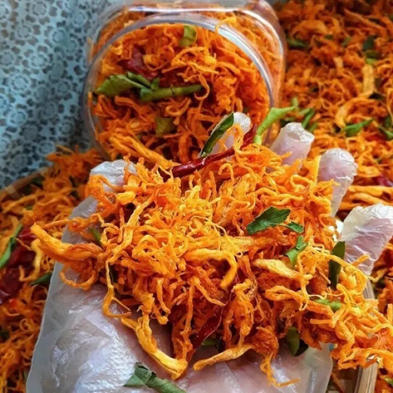 Khô Gà Lá Chanh, Khô gà bơ tỏi Loại 1 Siêu Ngon Hộp 500GR - Sản Phẩm Đạt Tiêu Chuẩn Vệ Sinh An Toàn Thực Phẩm khô  galachanh 5
