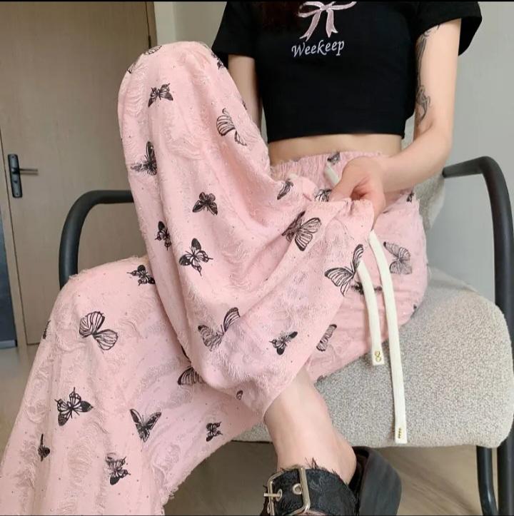 quần ống rộng in hình bướm xinh xắn vải đũi xước rách  đính đá Nữ Nhung Women Kem Voi