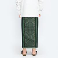Gambar Sarung BHS Essential Gold Motif T46 JPC Hijau Tua - Hijau dari SarungBHS Kab. Gresik 5 Tokopedia