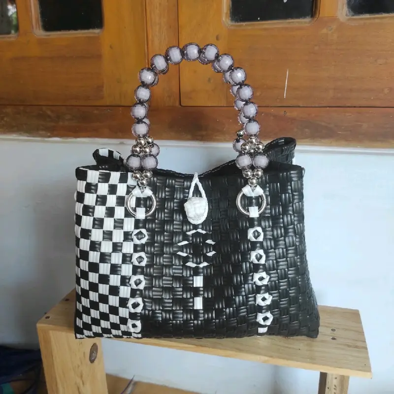Tas Anyam Jali Modern Handle Mutiara 3