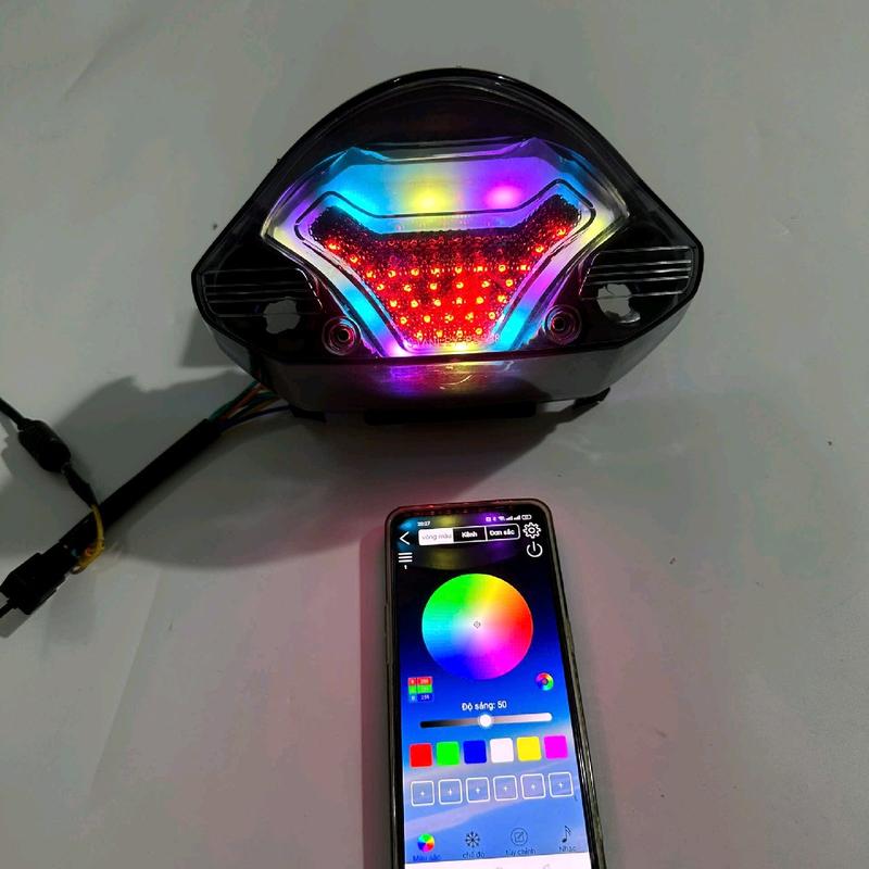TST Đèn Hậu Sirius 50 110 Chỉnh Màu Qua App 210 Hiệu Ứng Phụ Kiện Phụ Tùng Chất Liệu Nhựa Đúc Khuôn Choá Mika Hiện Đại