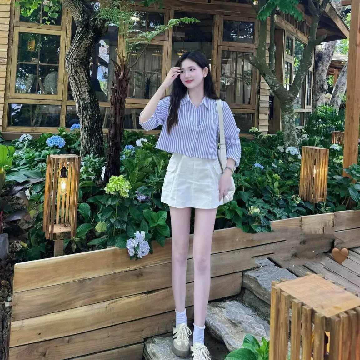 SÉT SƠMI KATE KÈM CHÂN VÁY KAKI (có lót quần) 【 một mảnh 】 áo xanh lá nền tảng váy  tiệc Nữ Nhung Nữ Nhung set botieuthu vaytet Women Kem Top đầm ống  hoa nhí Ong set  đùi set  đồ đồ  bộ set  váy