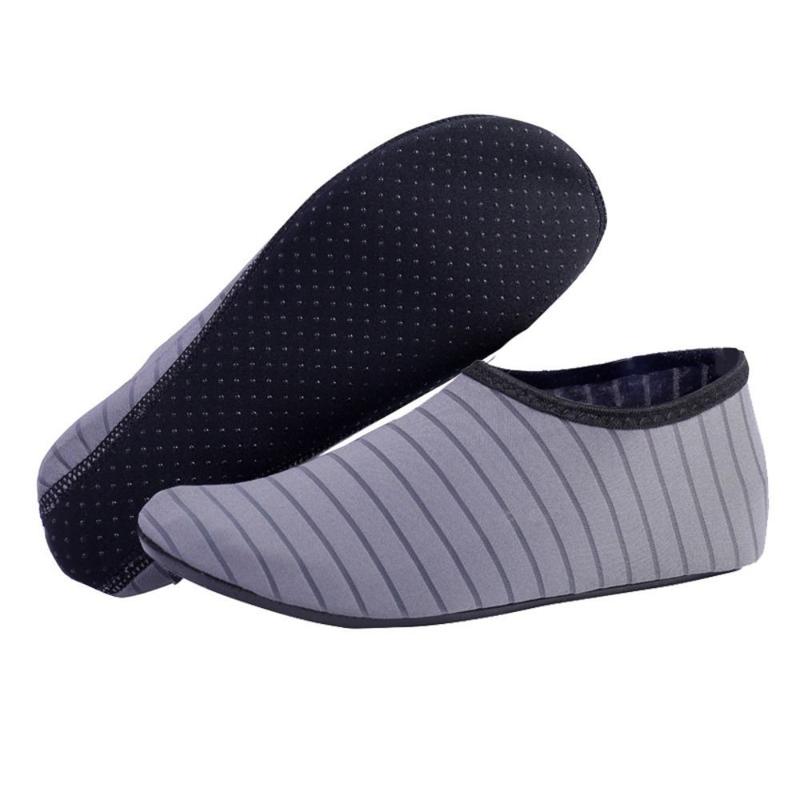 Aqua Shoes Lightweight Sea Diving Sneakers Quick-Dry Anti Slip Water Shoes Unisex Nonslip Beach Shoes Yoga Exercise 4