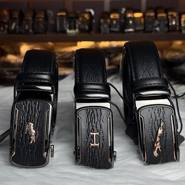 Thắt Lưng Nam Da Nhân Tạo Cao Cấp Mặt Khóa Tự Động Phủ Da Họa Tiết Chữ H Con Báo Cá Sấu Vân Sóng Sang Trọng - Titan, Hoa