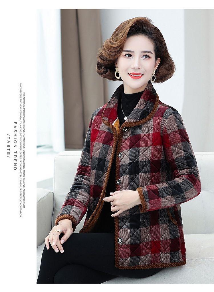 Product Introduction of Áo Khoác Độn Bông, Dành Cho Mẹ TRUNG NIÊN, Quần Áo Mùa Thu Và Mùa Đông, Thời Trang Quý Phái, Ngoại Cỡ, Nhung Ngắn, Ấm Áp, Ve Áo Hoa, Áo Khoác Độn Bông, Thích Hợp Cho Phụ Nữ Trung Niên 17