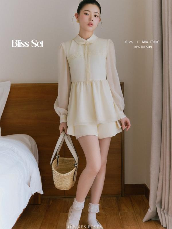 JOIE DES ROSES - Áo dáng baby doll tay dài form suông nhẹ Bliss Top