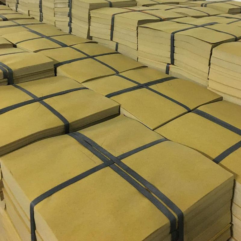 Giấy lót lồng chim chào mào, chích chòe, họa my. khuyên vuông tròn đủ mẫu nhiều kích cỡ dễ dàng sử dụng trọng lượng 1kg