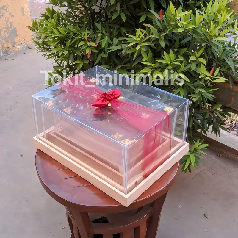 BOX HANTARAN SESERAHAN PERNIKAHAN ( ISI 3 BOX ) PLUS TUTUP MIKA 2