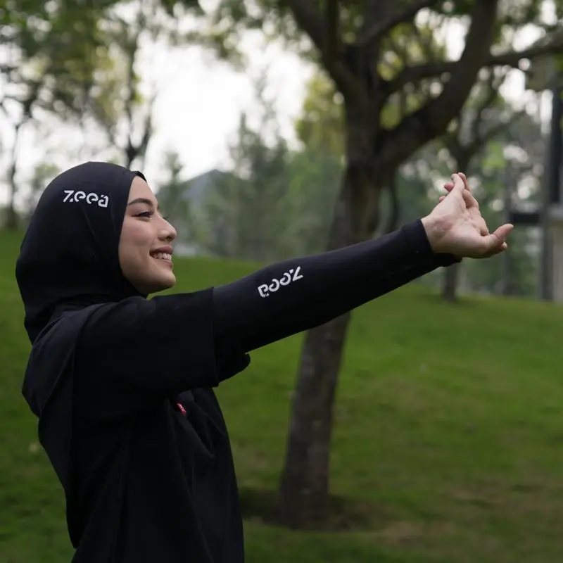10AM Zeea Hayfa P Erina Sport Hijab Olahraga kerudung  instan  sporty  bergo  muslim dicuci dengan tangan saja zipper black 5