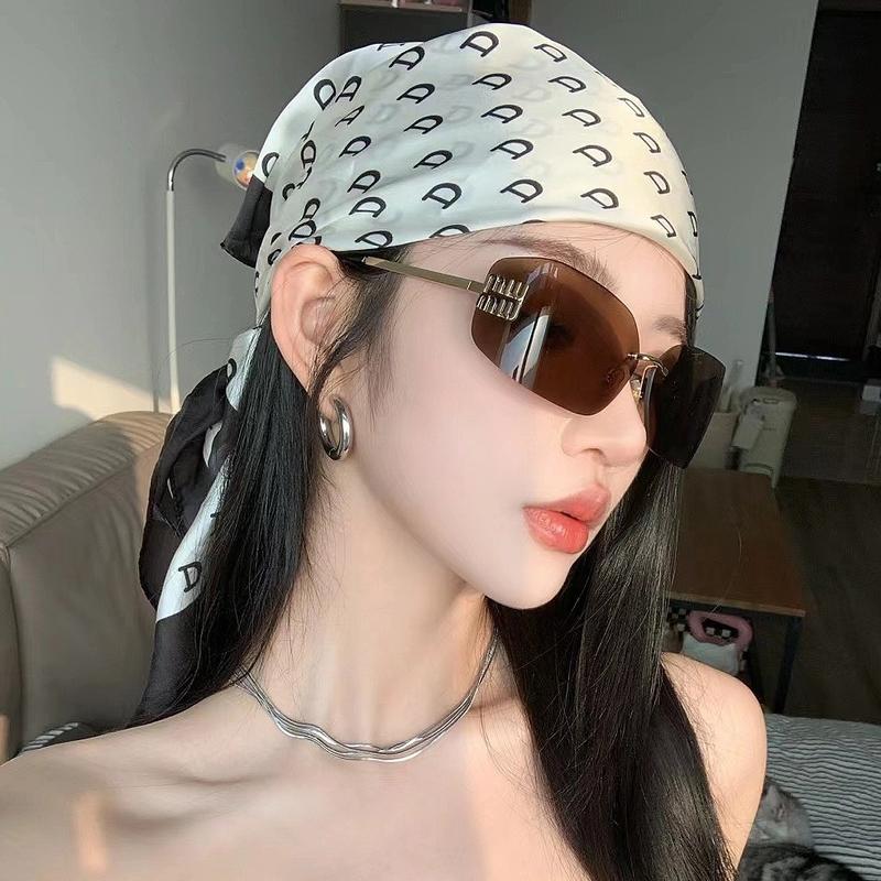 Khăn lụa vuông quàng choàng cổ nữ 70 70x70cm turban bandana trùm đầu đẹp cao cấp làm áo yếm nhiều kiểu dáng