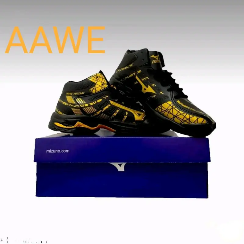 septu voli pria wave voltage /sepatu voli mizuno wave voltage 6