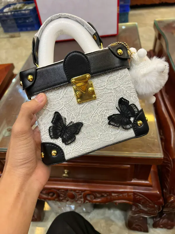 Set túi 3 món ( túi + charm + kẹp tóc) Túi Cốp Vuông Nữ Sang Chảnh Đón Xuân 2025 7