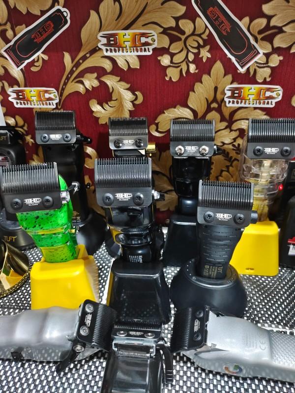 Product Introduction of Mata Pisau Mesin Cukur Blade BHC FAPER PRO Original DLC Universal Fade & Tapper / Pisau Mesin Cukur For WAHL WMARK JRL ANDIS GAMMA TUFT LUMI DLL Merah 5