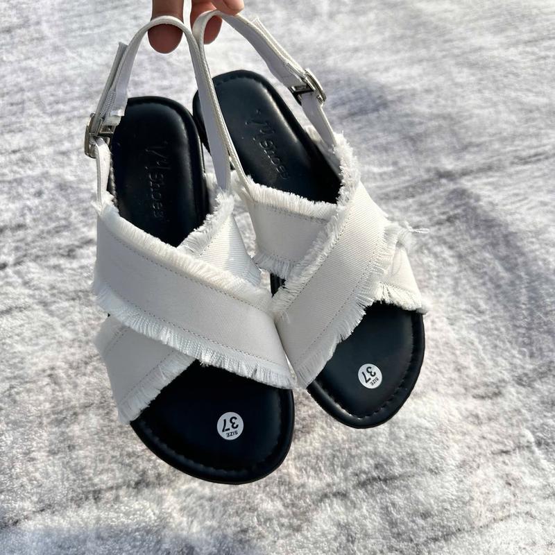 Dép nữ xăng đang học sinh quai chéo tua rua mã414 hottrek DéP dép tông dép Lê - Slipper Sandal