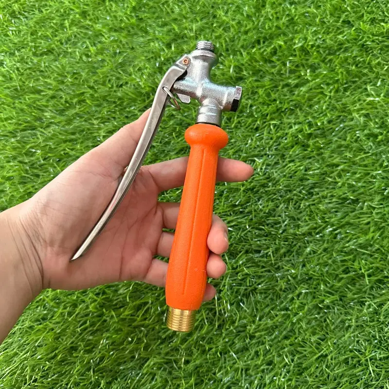 Tay bóp 2 ren trong + ngoài sử dụng cho cả ren trong và ren ngoài- sử dụng gắt nước khi xịt tưới nước cho cây trồng 0