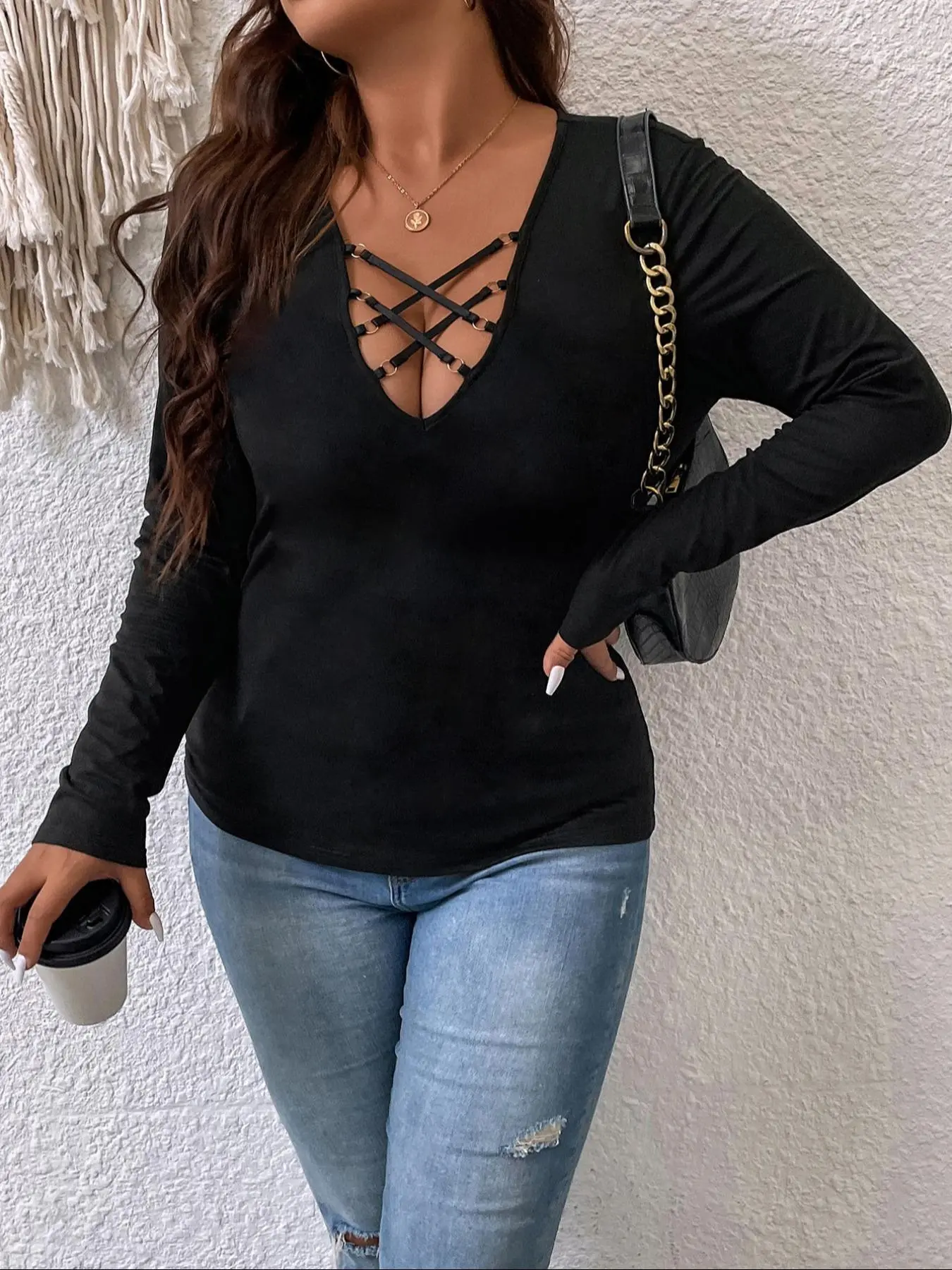 【Plus Size】 Criss Cross Front Ring Detail Tee, Casual Long Sleeve Deep V Neck T-shirt for Fall & Winter, Women's Clothing for Daily Wear