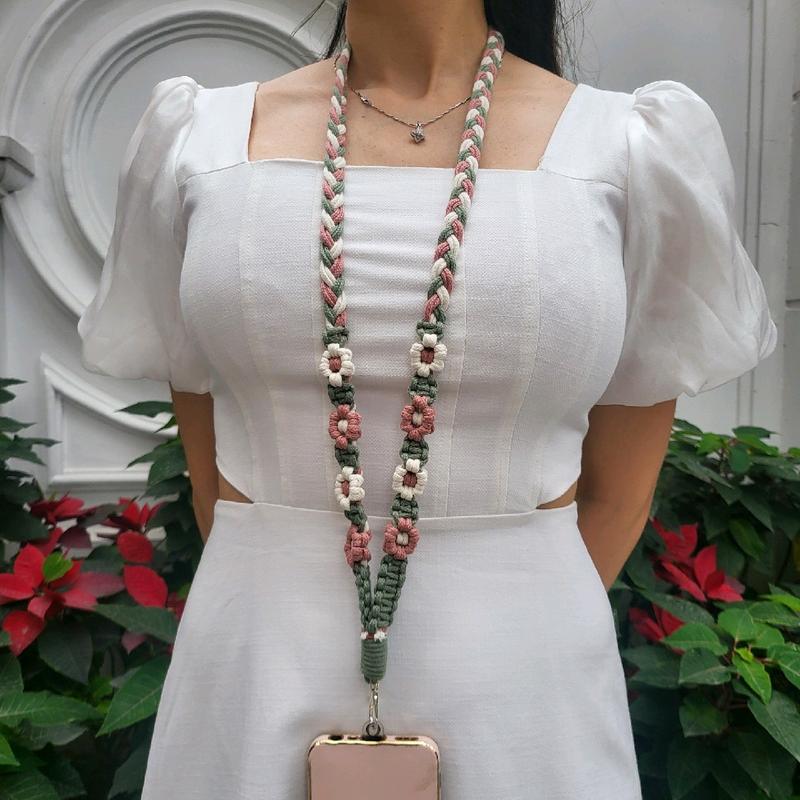 Dây treo điện thoại handmade tết bông hoa/ dây treo đa năng/đây đeo điện thoại hottrend/ dây đeo thẻ / dây đeo đa năng. Phụ Kiện /dây đeo điện thoại tự làm 2