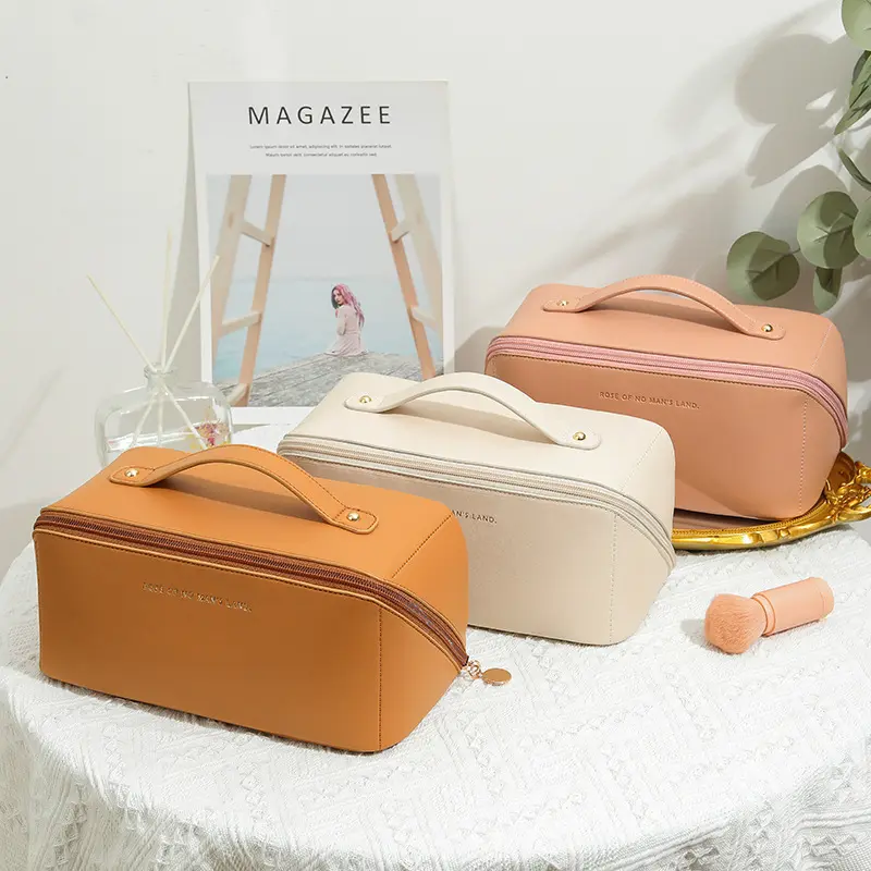 Handheld Pillow Makeup Bag INS High-End Accordion PU Pillow Bag Travel Storage Bag Large Capacity Toiletry Bag for Women