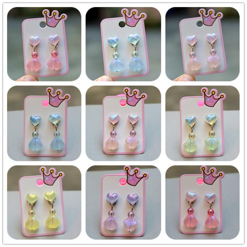 Product Introduction of Ear Clip No Pierced Student Cute Shell Jelly Love Decorative Earrings Little Girl Girl Ear Rings 2