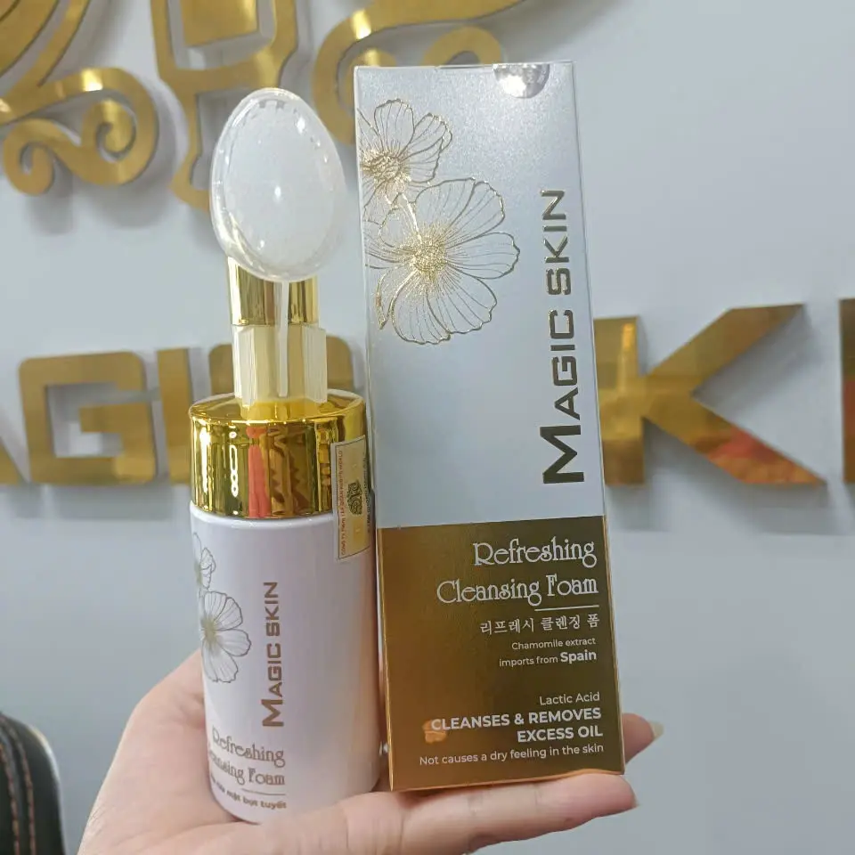 Sữa rửa mặt tạo bọt biển (size 150ml) magic skin