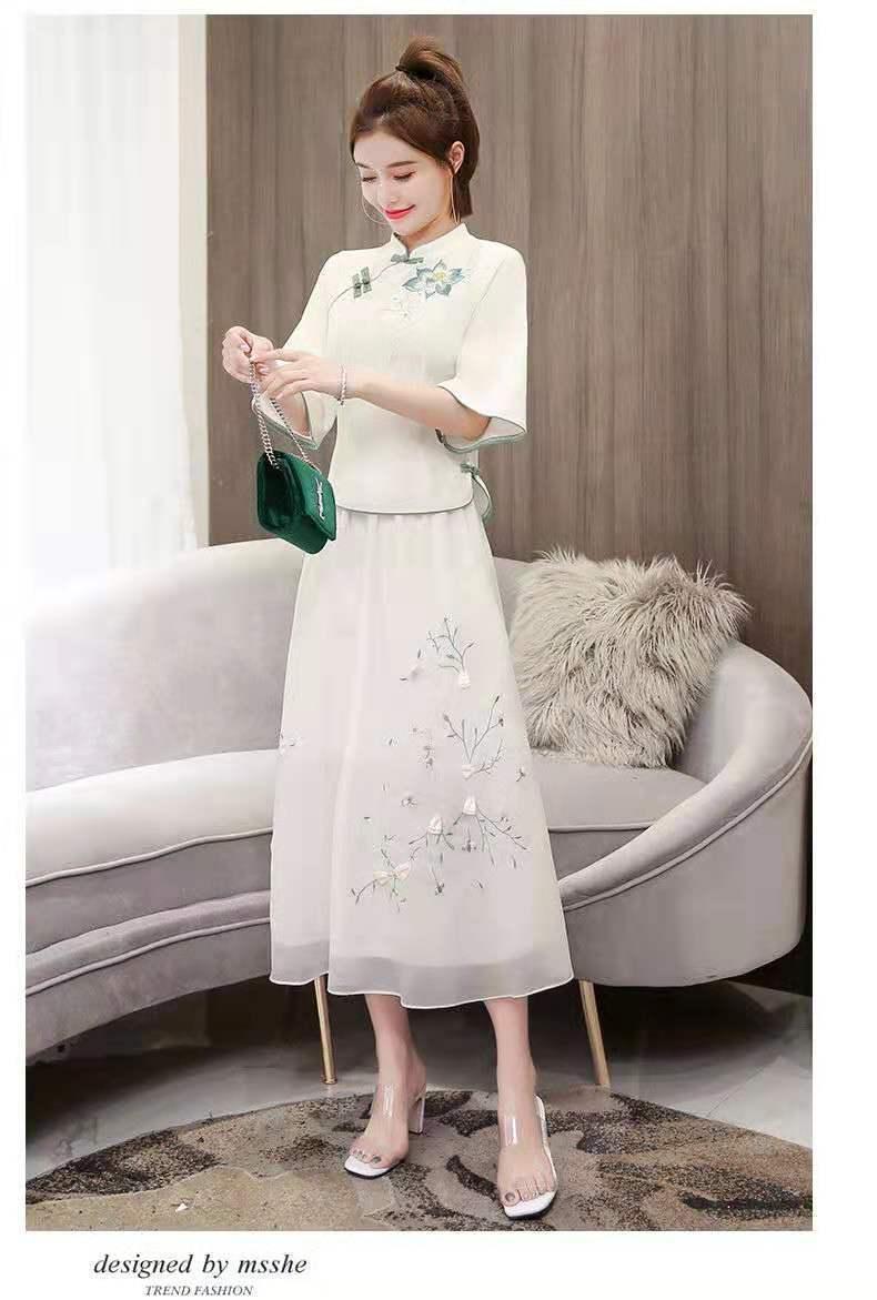 Product Introduction of 2024 New Chinese Style Women's Clothing Improved Adult Women's Han Chinese Clothing Autumn Ancient Costume Cheongsam Slim Fit Dress Two-Piece Set 5