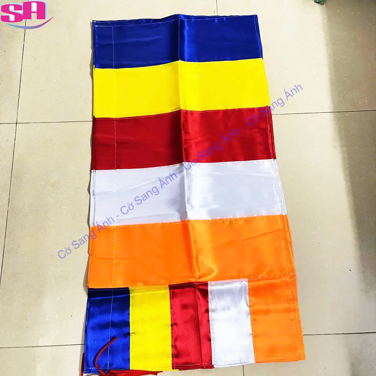 Cờ Phật Giáo 0.5x1m cán dọc chất liệu vải phi bóng loại 1