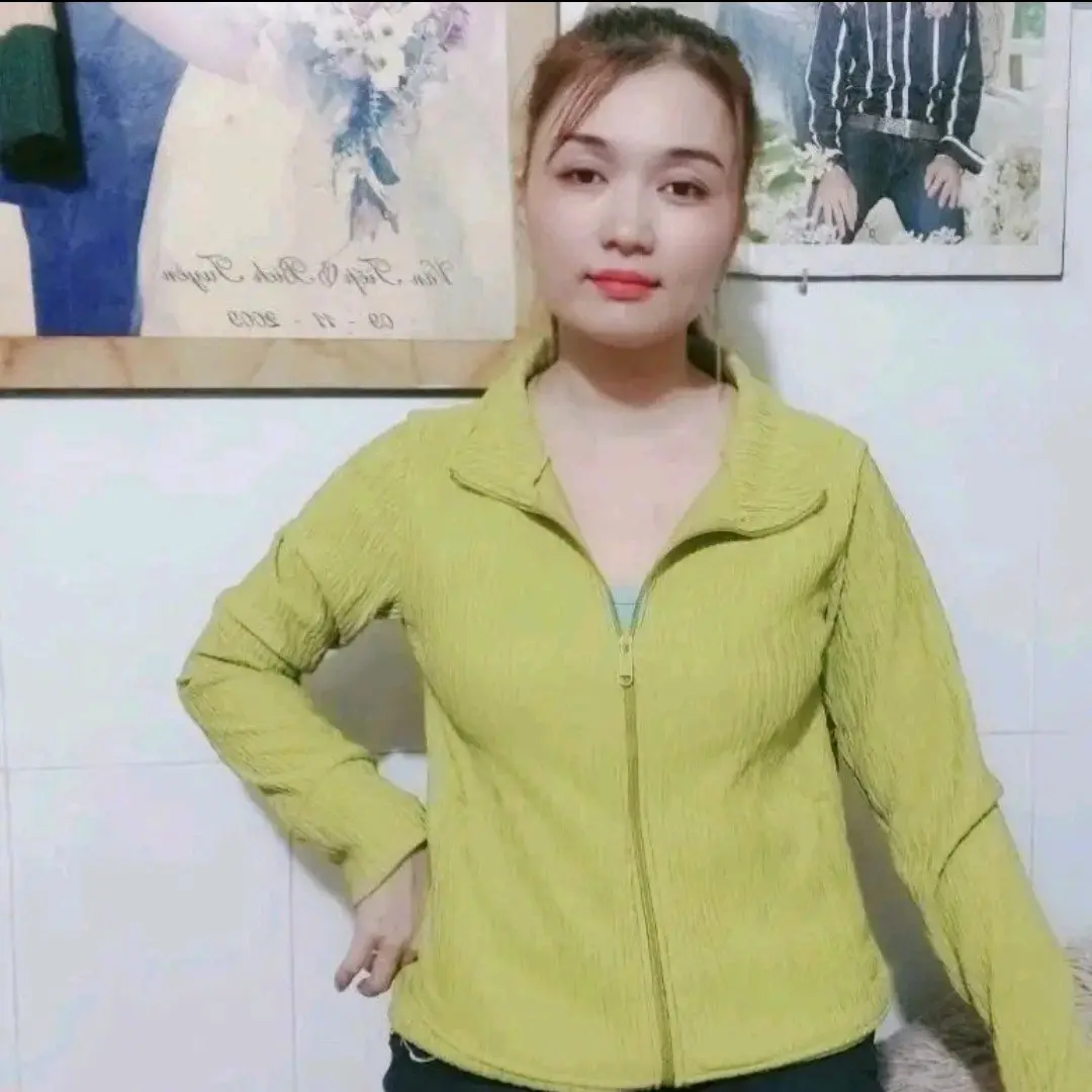 Áo Khoác Nữ Không Nón 40_73kg Áo có 4 túi có khóa kéo túi ngoài Top