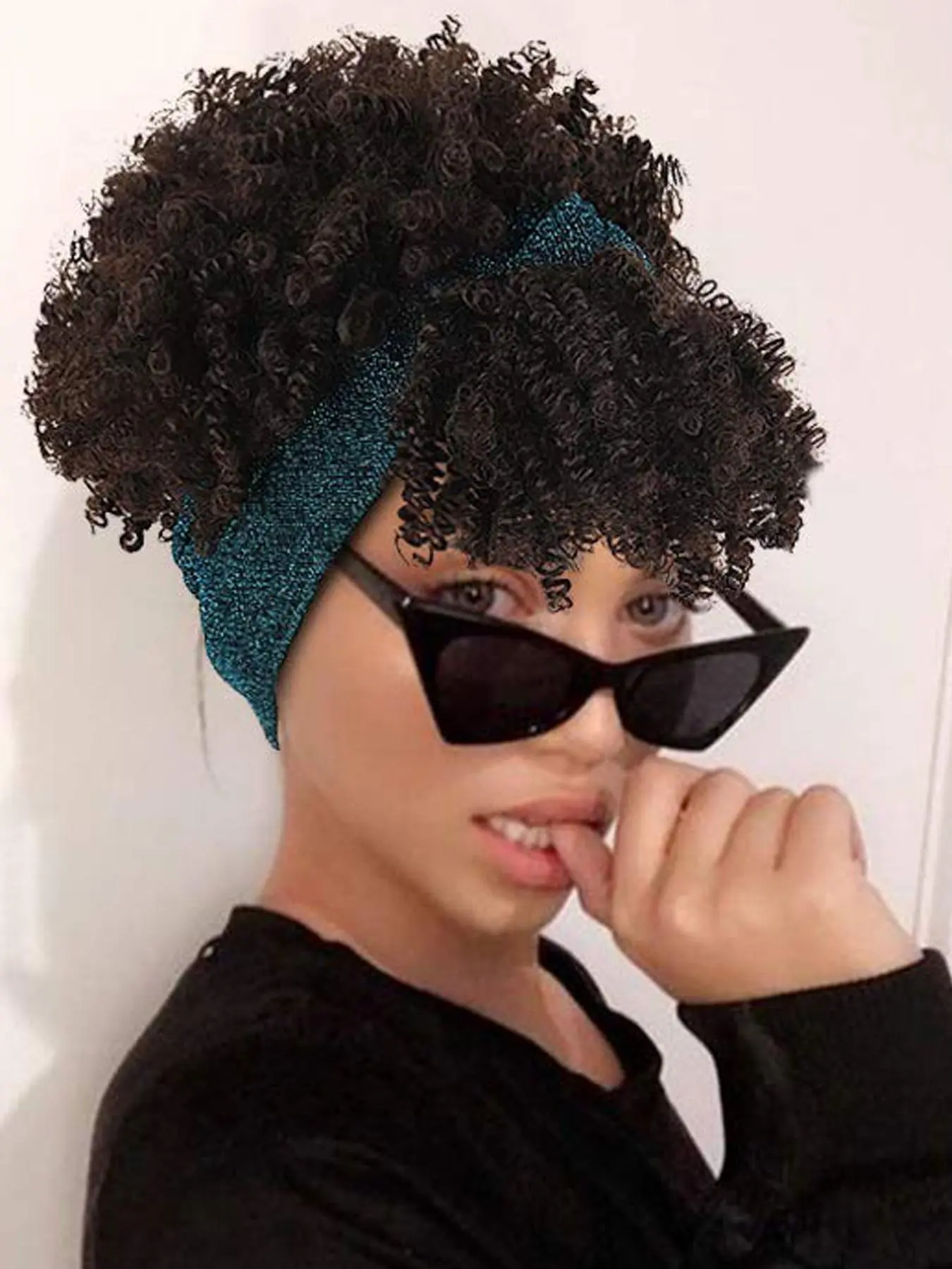 Women's 8 Inch Black Short Curly Wigs with Bangs, Natural Fluffy Synthetic Headband Wigs for Party, Daily Use Christmas Gift