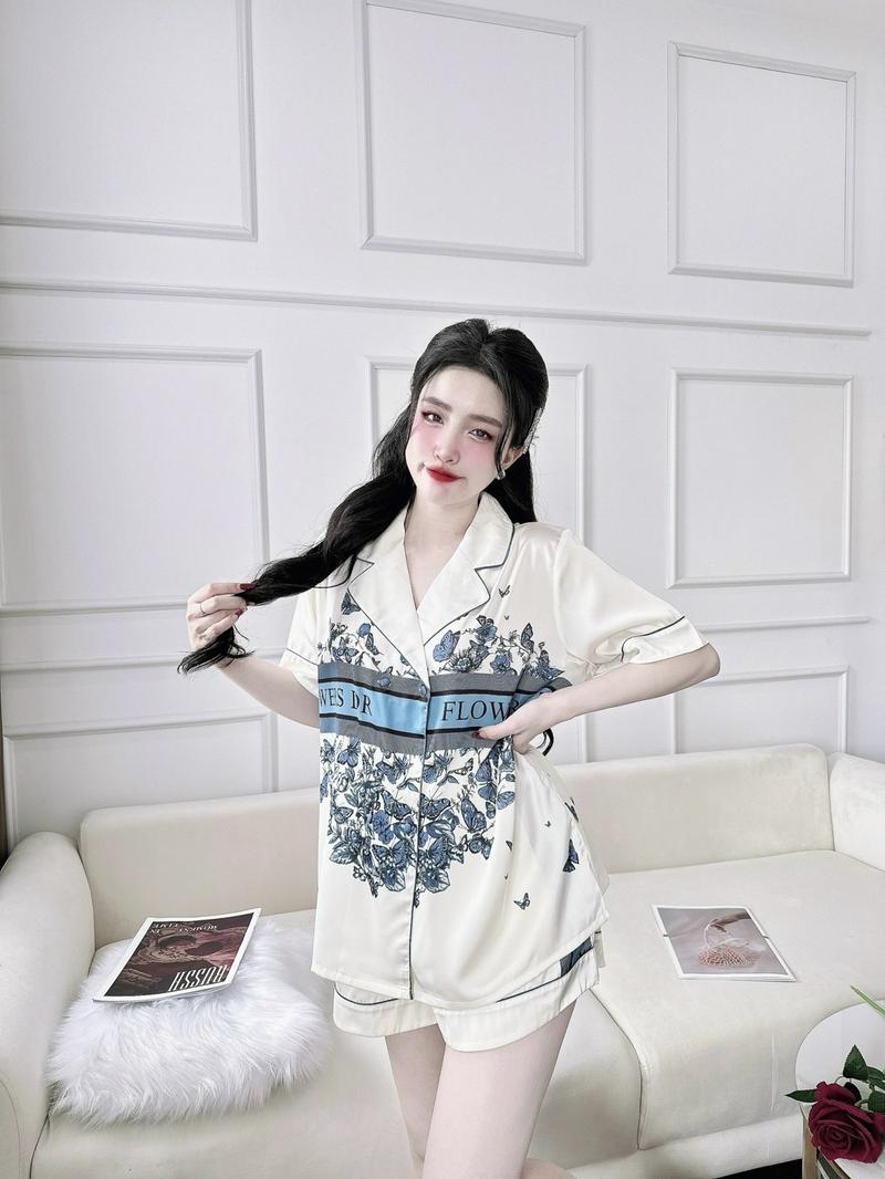 Product Introduction of Đồ bộ đùi lụa Latin fom vest 4 cúc bọc - size dưới 70kg  Women 13