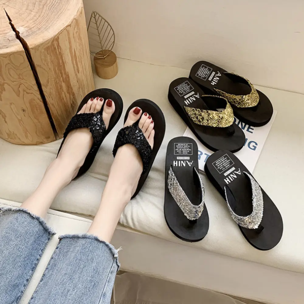 Summer beach shoes Flip-flops Women's flip-flops with wedges and sequins Girl Walking Shoes