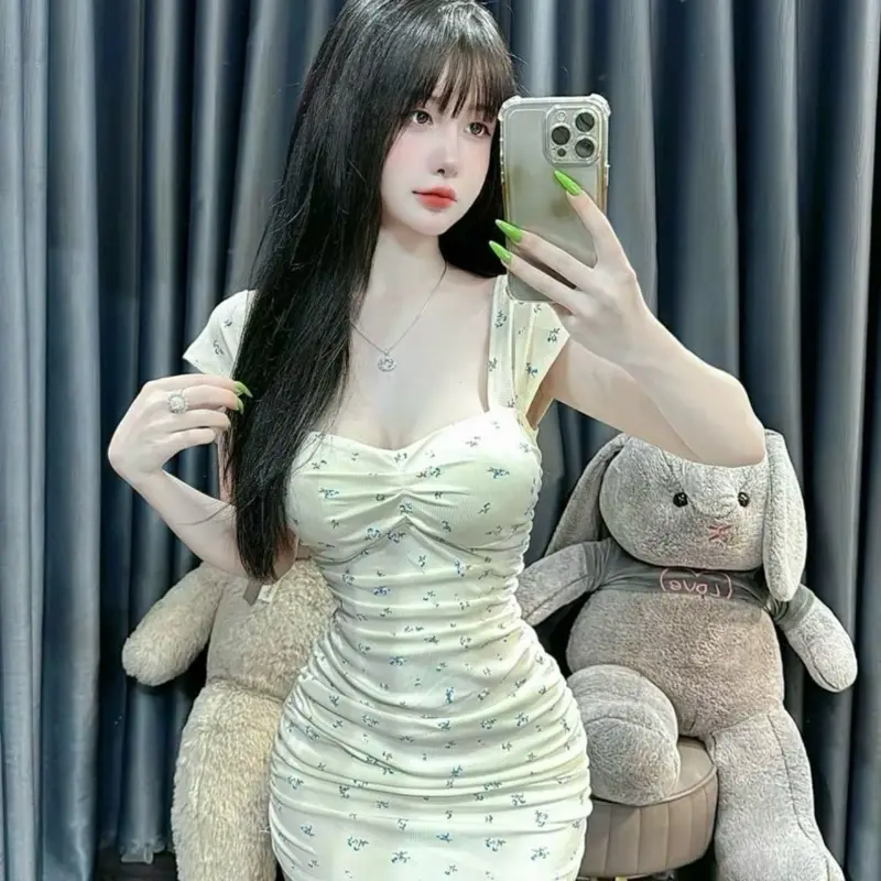 Váy body nhún ngắn dây bản to hoạ tiết hoa nhí