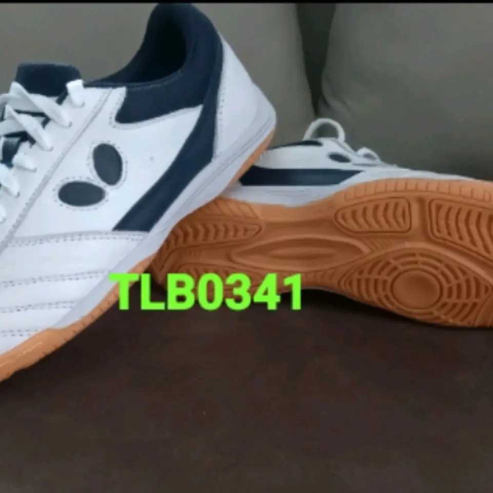 Sepatu tenis meja pingpong