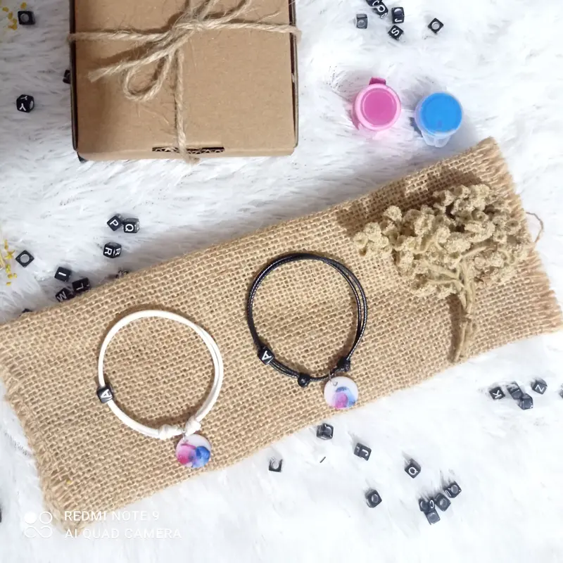 ( 2 pcs free Box + Cat) Gelang Couple Mewarnai Gelang Sidik Jari Terlaris Tali Bracelets 2
