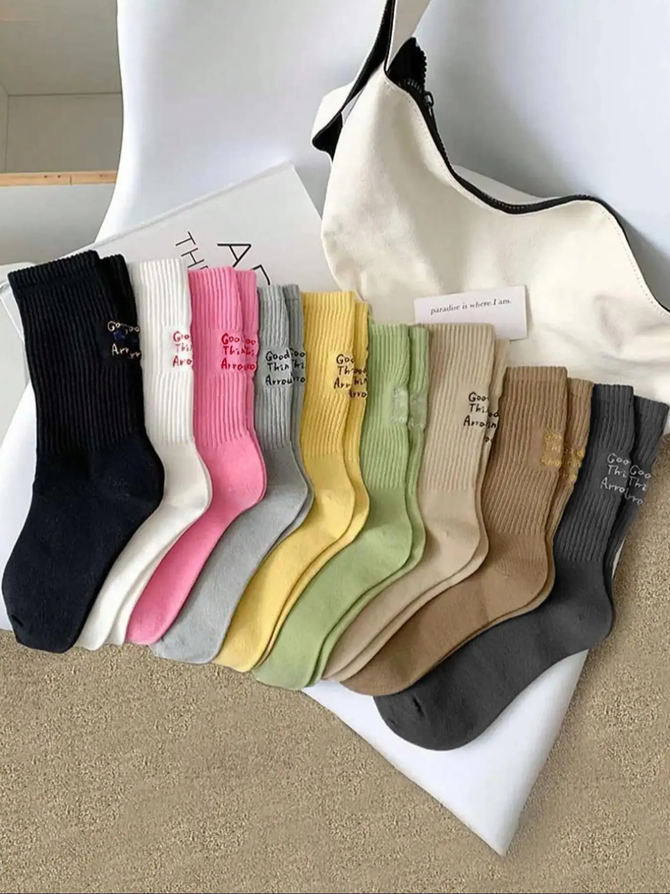 Women's 9 Pairs Letter Print Crew Socks, Street Fashion Casual Comfy Breathable Mid-calf Socks for Daily Outdoor Wear, Ladies Socks for All Seasons