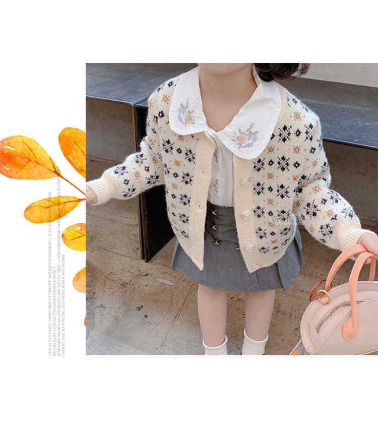 Product Introduction of Girls' Fashionable Sweater Coat Spring and Autumn Children's Knit Cardigan 2024 Autumn New Children's Casual Autumn Outerwear 9