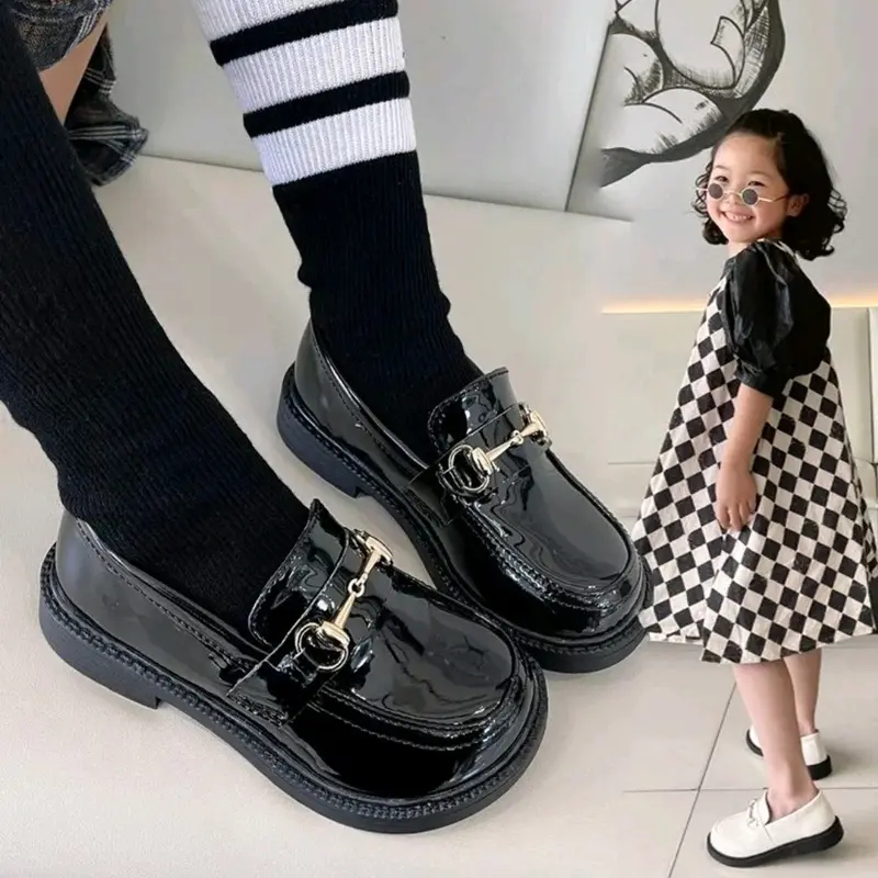 SEPATU ANAK PEREMPUAN DOCMART MOTIF KANCING GOLD CANTIK SEPATU FLAT SLIP ON ANAK TERBARU SEPATU SEKOLAH ANAK WANITA COCOK UNTUK HARIAN FORMAL SANTAI LIBURAN SEPATU ANAK TERLARIS MURAH KUALITAS PREMIUM fashion pantofel 4