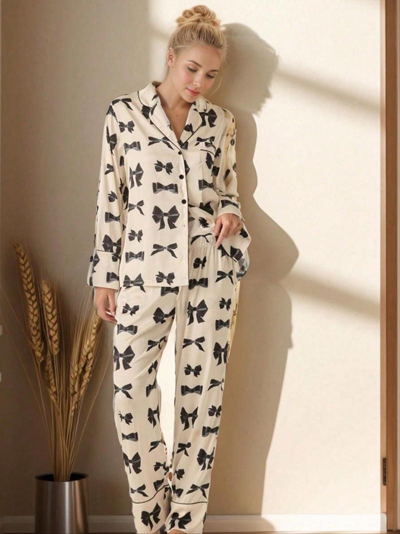 Product Introduction of Women's All Over Bow Print Long Sleeve Pajama Two-piece Set, Casual Comfy Lapel  Neck Pajama Set for Women, Women's Sleepwear for Spring & Fall 1