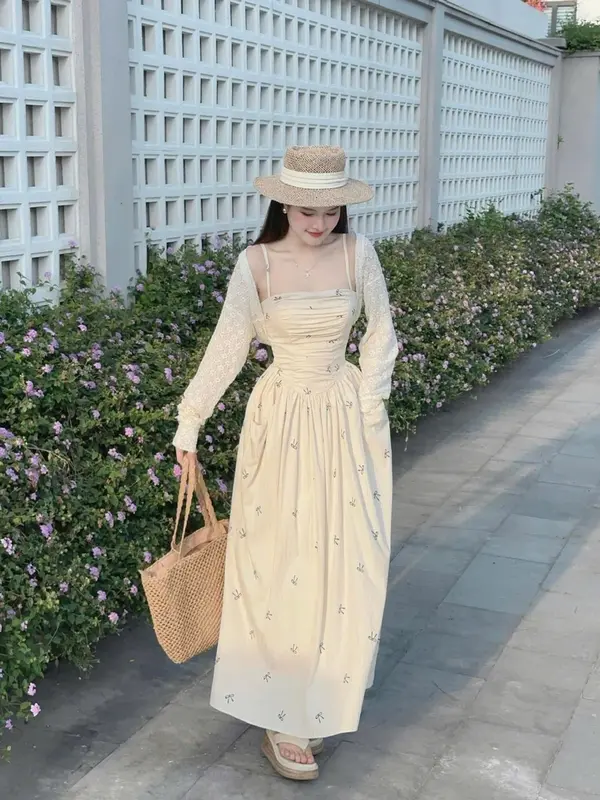 Sét đồ nữ 2 món đầm hai dây nhún ngực in nơ kèm áo khoác ren tay dài xinh xắn dễ thương 1