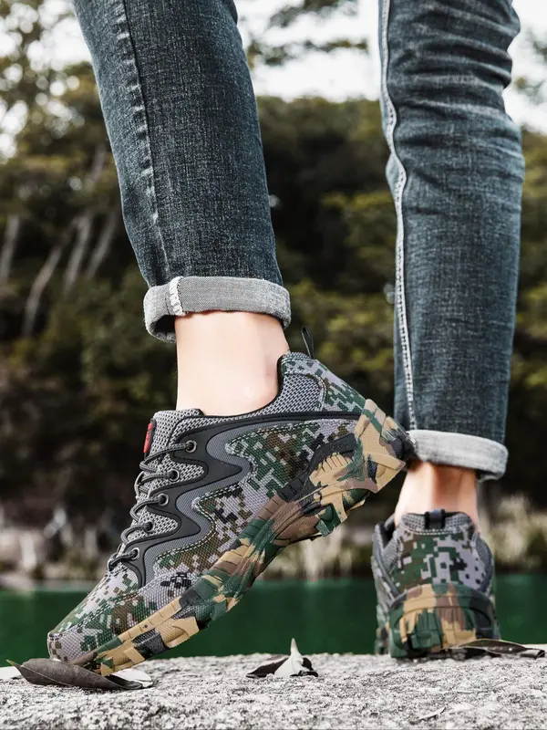 Men's Camo Print Lace Up Low Top Sneakers, Casual Comfortable Breathable Sports Shoes, Outdoor Sports Shoes for Men 8