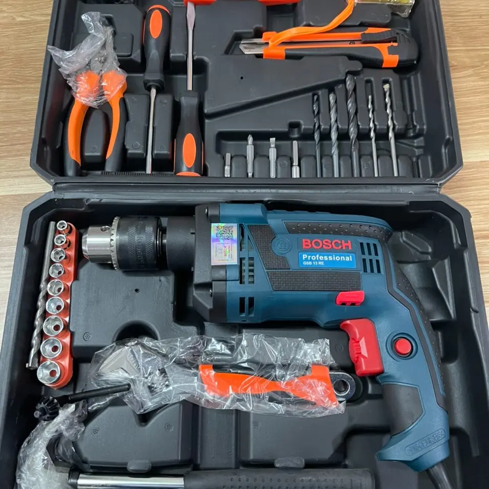 Bộ máy khoan điện Bosch 13 ly đủ phụ kiện đa năng, dùng thuận tiện đầy đủ